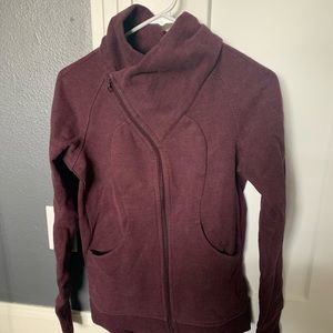 Lululemon sweatshirt/jacket